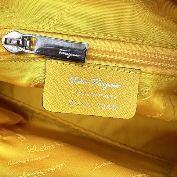 Salvatore Ferragamo Yellow and Cream Shoulder Bag - Picture 5 of 16